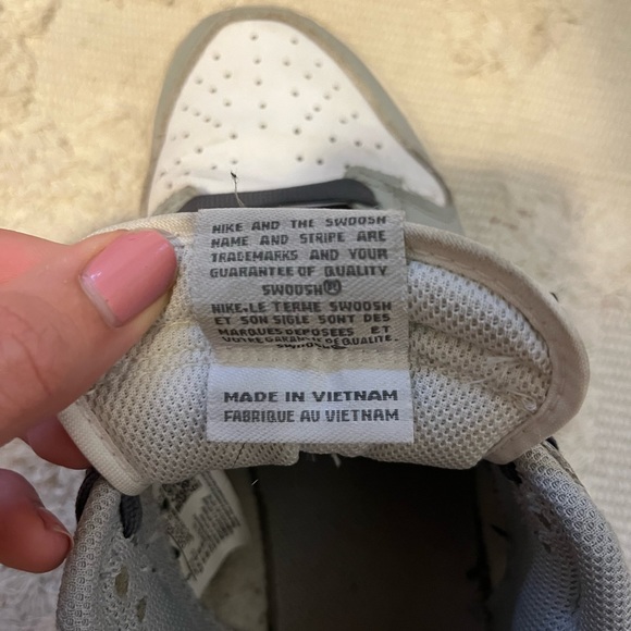 Nike Dunk Low Light Smoke Grey (women’s) - Picture 5 of 6